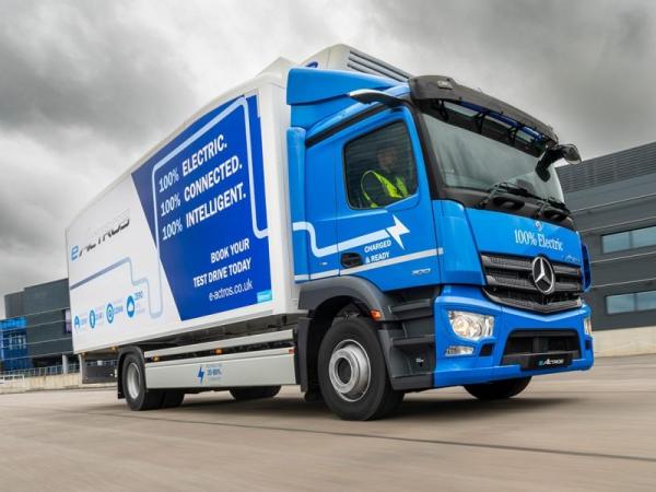 Mercedes unveils refrigerated eActros